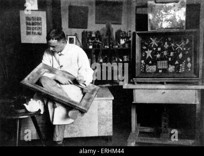 Paul Klee - Porträt von der Deutsch / Schweizer Künstler & Maler im Atelier Bauhaus in Weimar, Deutschland, 1924. 18. Dezember 1879- Stockfoto