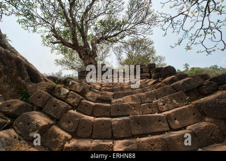 Atmosphärischen Ruinen von Vat Phou (Wat Phu) in Champasak, Laos Stockfoto