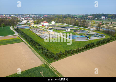 Luftbild der Kläranlage Stockfoto