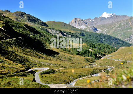 das Tal des Flusses Isère an der Brücke Pont St. Charles, Französische Alpen, Frankreich Stockfoto