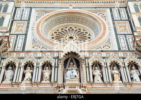 Detail der Duomo di Firenze, Kathedrale Santa Maria del Fiore, Florenz Stockfoto