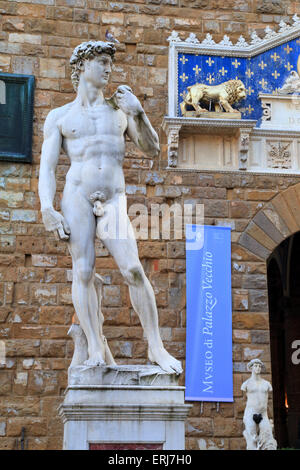 Kopie von Michelangelos "David", Piazza della Signoria, Florenz Stockfoto
