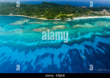 Luftaufnahme Korallenriff vor Küste von Roatan Insel Stockfoto