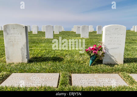 "Fort Rosecrans National Cemetery" auf Point Loma-Halbinsel in San Diego. Stockfoto