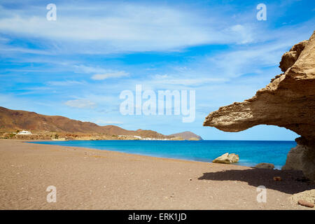 Almeria in Cabo de Gata Playa del Arco Bogen Strand in Spanien Stockfoto