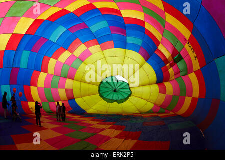 In einem Heißluftballon Ballons, über See alkoholkranker, Hamilton, Waikato, Waikato Festival, North Island, Neuseeland Stockfoto