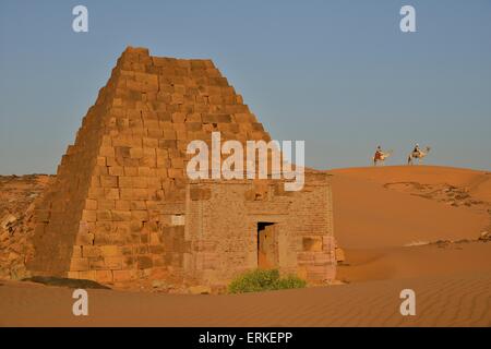 Pyramide des Südens Friedhof von Meroe, schwarze Pharaonen, Nubien, Nahr an-Nil, Sudan Stockfoto