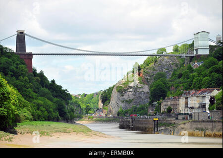 Die berühmten Clifton Suspension Bridge in Bristol über die Avon-Schlucht. Stockfoto