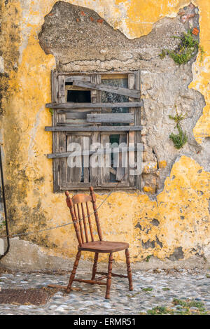 Typische Straße in der Altstadt von Rhodos in Griechenland zeigt mittelalterliche Art Straßen und Architektur Stockfoto