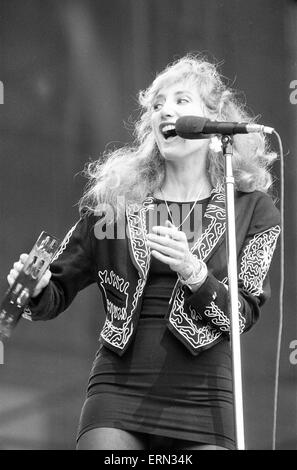 Patti Scialfa, Mitglied der Springsteens E Street Band, Konzert, Villa Park, Birmingham, Dienstag, 21. Juni 1988. Stockfoto