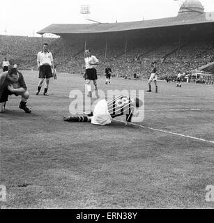 FA-Cup-Finale im Wembley-Stadion.  Manchester City 3 V Birmingham City 1.   Aktion während des Spiels. 5. Mai 1956. Stockfoto