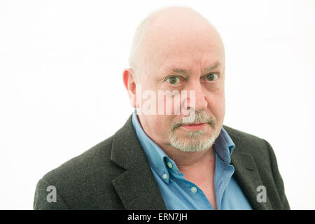 Iain Finlayson, schottischer Schriftsteller und Journalist. Er schrieb Biographien von James Boswell und Robert Browning, sowie Bücher über Romney Marsh, Schotten, Denim und Tanger. Heu-Literatur Festival 2015 Montag Mai 25 Stockfoto