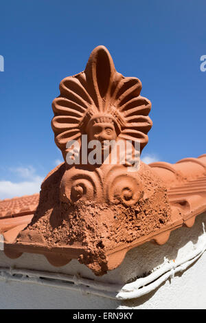 Dekorative Dach Ornament in Mega Limnionas auf der Insel Chios, Griechenland Stockfoto