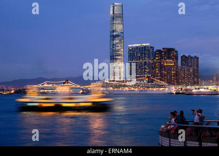 Die neue Skyline von Kowloon und Hong Kong höchstes Gebäude, das International Commerce Center ICC, Hong Kong, China. Stockfoto