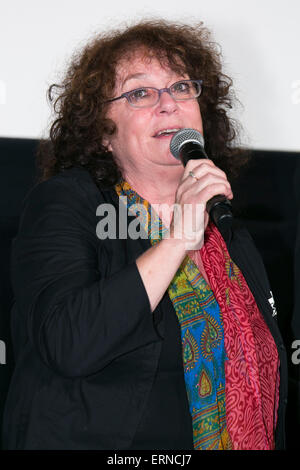 Australische Schauspielerin Joanne Samuel aus dem Originalfilm Mad Max (1979) spricht bei der '' Mad Max: Fury Road'' Bühne Gruß in der Innenstadt von Tokio am 5. Juni 2015. Der Film schlägt die Theatern in ganz Japan am 20. Juni. (Foto von Rodrigo Reyes Marin/AFLO) Stockfoto