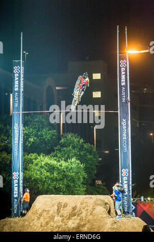 Austin, Texas, USA. 4. Juni 2015. Matt Buyten 5. Platz, X Games 2015 Moto X Step Up Finals in Austin, Texas, USA-Credit: J. Dennis Thomas / Alamy Live News Stockfoto