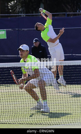 Manchester, UK. 5. Juni 2015. Aegon Manchester Trophy. GB-paar Neal (links) und Ken Skupski in Aktion während ihrer Herren Doppel übereinstimmen mit Raven Klaasen (RSA) / Rajeev Ram (USA). Klaasen und Ram gewann in zwei Sätzen, 6-4, 6-4. © Aktion Plus Sport/Alamy Live-Nachrichten Stockfoto