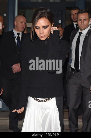 Die British Fashion Awards 2014 statt im London Coliseum - Abfahrten mit: Victoria Beckham Where: London, Vereinigtes Königreich als: 1. Dezember 2014 Credit: WENN.com Stockfoto