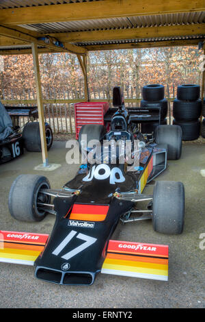 Schatten-Cosworth DN5 1975 im Fahrerlager, 73. Goodwood Mitgliederversammlung, Sussex, UK. Stockfoto