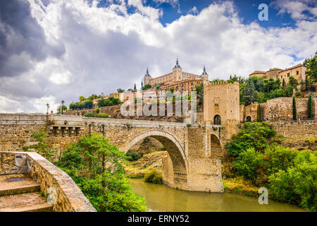 Toledo, Spanien-Brücke über den Tejo. Stockfoto