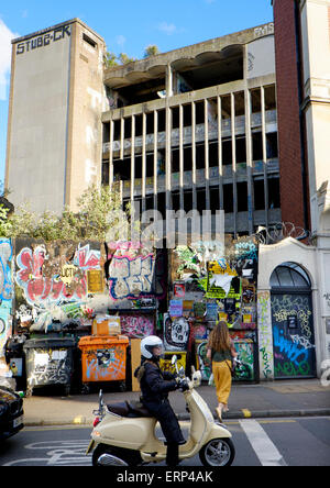 Die Rückseite des verfallenen Westmoreland Hauses, ein Wahrzeichen auf Stokes Croft, Bristol Stockfoto