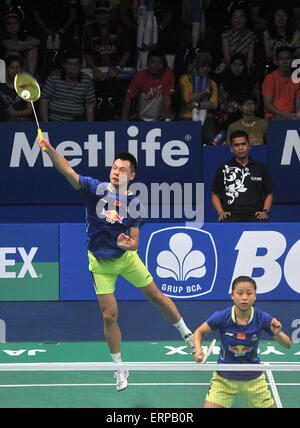 Jakarta, DKI Jakarta, Indonesien. 6. Juni 2015. JAKARTA, Indonesien - Juni 06: Chinas Xu Chen und Ma-Jin nach Sieg Dänemarks Oachim Fischer Nielsen und Christinna Pedersen bei Mix Doppel bei der 2015 Indonesien Open Superseries Premier Badminton-Turnier in Jakarta am 6. Juni 2015. Bildnachweis: Sijori Bilder/ZUMA Draht/Alamy Live-Nachrichten Stockfoto