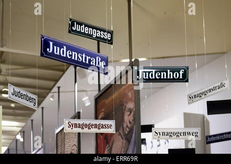 Deutschland, Berlin, Bezirk Kreuzberg, das jüdische Museum von Daniel Libeskind Architekten. Stockfoto