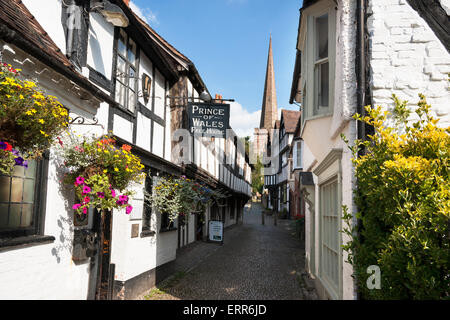 Ledbury schmalen Gasse, Church Lane, St. Michael Kirche, Herefordshire, England Stockfoto