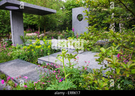 Die Brewin Dolphin Garten entworfen von Darren Hawkes Landschaften, Goldmedaillengewinner @ RHS Chelsea Flower Show 2015 Stockfoto