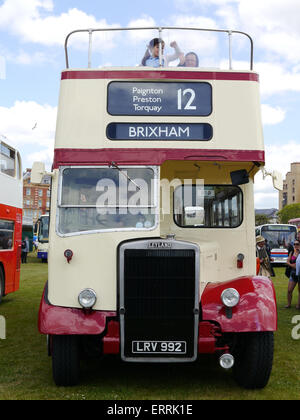 Leyland PD2 in Stadt von Portsmouth Lackierung Stockfoto