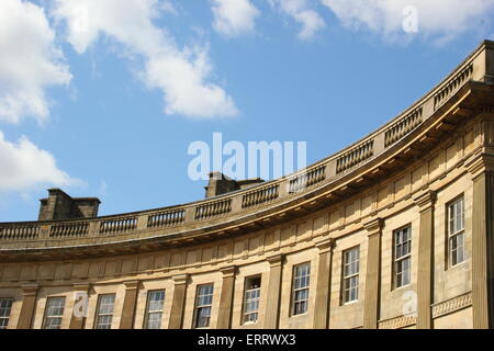 Der Halbmond; eine Note ich denkmalgeschütztes Gebäude in Buxton, Derbyshire, England UK Sommer - 2015 Stockfoto