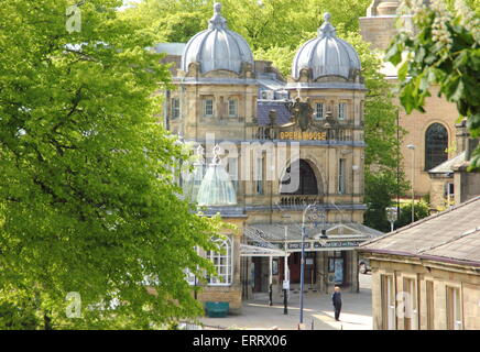 Die Außenseite des Buxton Opera House,, Buxton, Derbyshire, England Großbritannien - Sommer 2015 Stockfoto