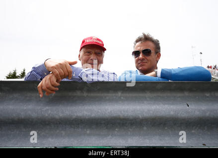 Montreal, Quebec, Kanada. 7. Juni 2015. Motorsport: FIA Formula One World Championship 2015, Grand Prix von Kanada, Niki Lauda (AUT, Mercedes AMG Petronas F1 Team), Jean Alesi (FRA) Credit: Dpa picture-Alliance/Alamy Live News Stockfoto