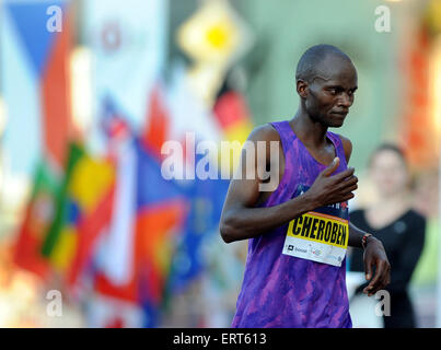 Ceske Budejovice, Tschechische Republik. 6. Juni 2015. Kenianische Läufer Abraham Cheroben gewann Mattoni Ceske Budejovice halbe Marathon 2015 in Ceske Budejovice, Tschechische Republik, am Samstag, 6. Juni 2015. © Vaclav Pancer/CTK Foto/Alamy Live-Nachrichten Stockfoto