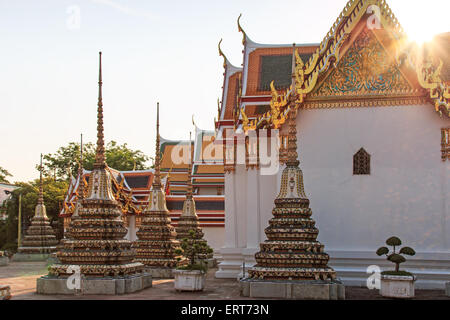 Bangkok, Thailand - 14. April 2015: Wat Pho auch bekannt als der Tempel des liegenden Buddha Stockfoto