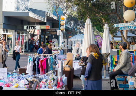 Samstag Flohmarkt in Market Lane, Manly Beach, Sydney, Australien Stockfoto