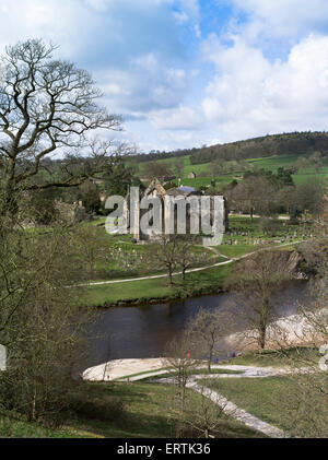 dh Bolton Priory Abbey WHARFEDALE NORTH YORKSHIRE UK Ruins Yorkshire Dales River Wharfe Herbst uk Ruin Nationalpark england Stockfoto