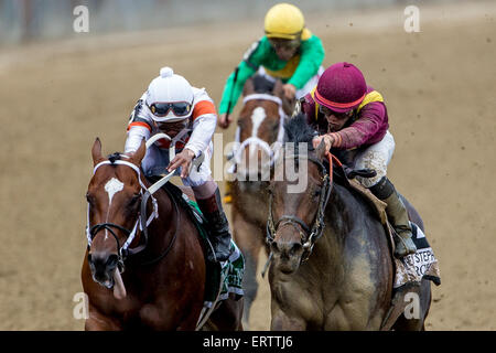 New York, NY, USA. 6. Juni 2015. 6. Juni 2015: März, geritten von Irad Ortiz Jr., gewinnt die 31. laufendem Woody Stephens Stakes in Belmont Park in New York, NY. Jon Durr/ESW/CSM/Alamy Live-Nachrichten Stockfoto