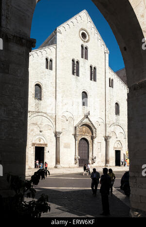 Die Basilica di San Nicola, St Nicholas Basilika in Bari alt Stadt, Apulien, Italien Stockfoto