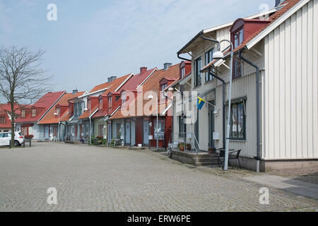 FALKENBERG, Schweden - 6. Juni 2015: Malerischen bunten Häuser in der Altstadt am 6. Juni in Falkenberg, Schweden. Stockfoto