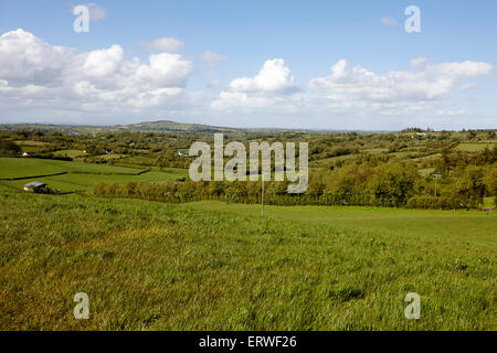 grüne irische Landschaft und Ackerland in County Cavan Irland Stockfoto