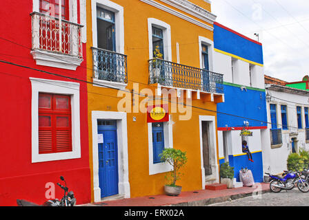 Schöne bunte Häuser in Olinda, Recife, Brasilien, am 1. September 2009. Stockfoto