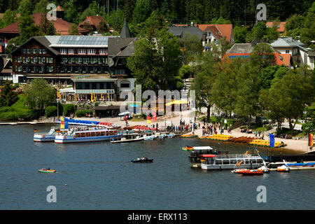 Boot Bootssteg, See Titisee, Schwarzwald, Baden-Württemberg, Deutschland Stockfoto