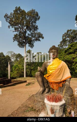 Terrasse des Aussätzigen Königs Statue mit Altar, Angkor Thom, Provinz Siem Reap, Kambodscha Stockfoto