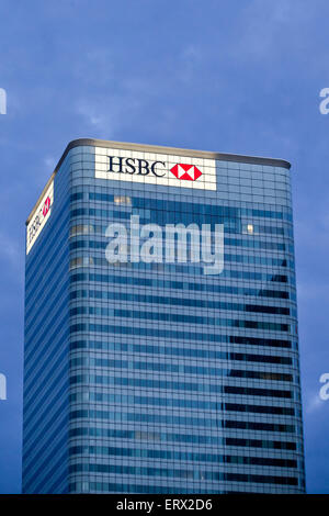 Blick auf das Gebäude der Sitz der HSBC Bank in Canary Wharf in London, 28. August 2012. Foto: Daniel Karmann dpa Stockfoto