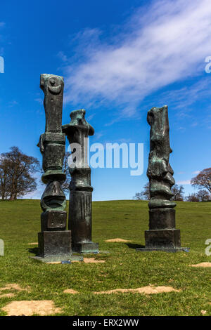 3 Totempfahl Sculputers in einem park Stockfoto