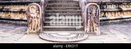 Antiken Stadt Polonnaruwa, Vatadage (kreisförmige Relikt Haus) in Polonnaruwa Viereck, UNESCO World Heritage Site, Sri Lanka Stockfoto