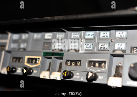 Instrumente, Zifferblätter und Tasten die Prototyp-Cockpit während der Entwurfsphase des Concorde Jet erstellt. Stockfoto