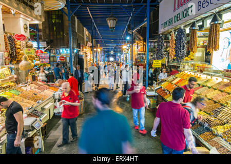 Innenansicht der Gewürzbasar oder ägyptischen Basar, Istanbul, Türkei Stockfoto