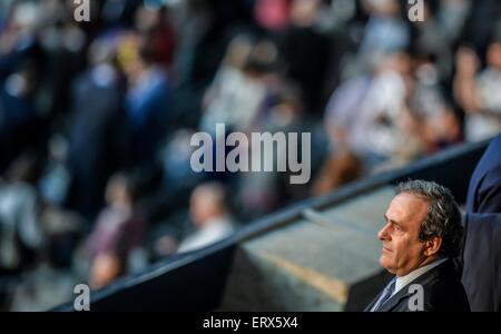 Michel Platini während der letzten Fußball-UEFA Champions League Spiel zwischen Juventus FC und dem FC Barcelona im Olympiastadion in Berlin, Deutschland, 6. Juni 2015. Foto: Thomas Eisenhuth/dpa Stockfoto